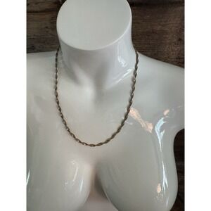 Sterling Silver Twisted Magic Chain Necklace 18"  7.09 Grams .925 Jewelry